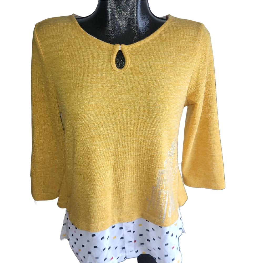 Grenier Yellow Top With Attached Fooler Top M